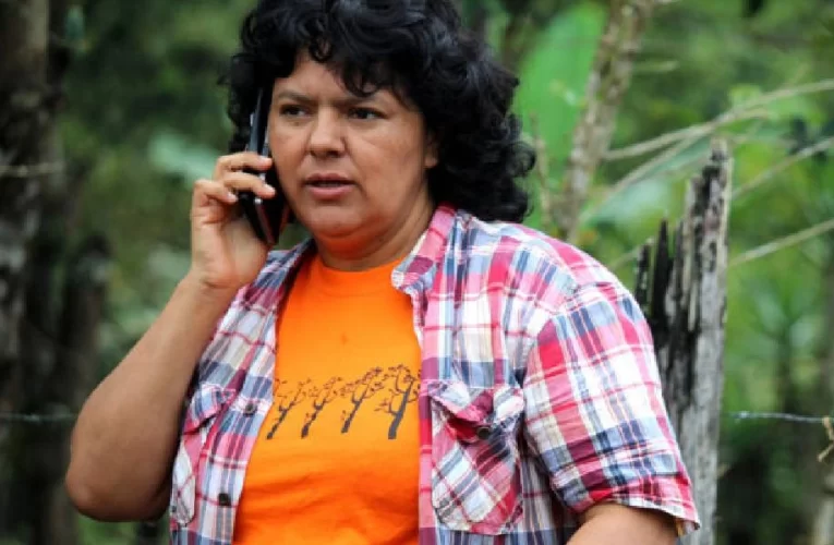 Desvelando Agua Zarca: Nuevas revelaciones implican a red de sospechosos tras el asesinato de Berta Cáceres